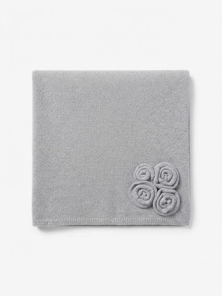 Knitted Scarf w/Rose Design