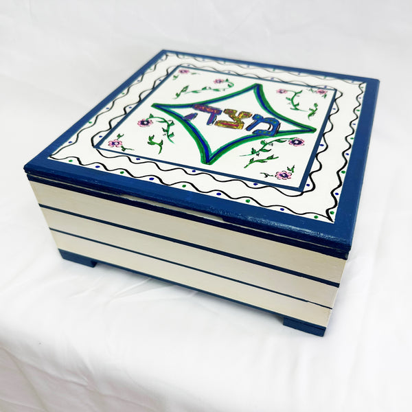 Matzah Box with Cover- White/Blue